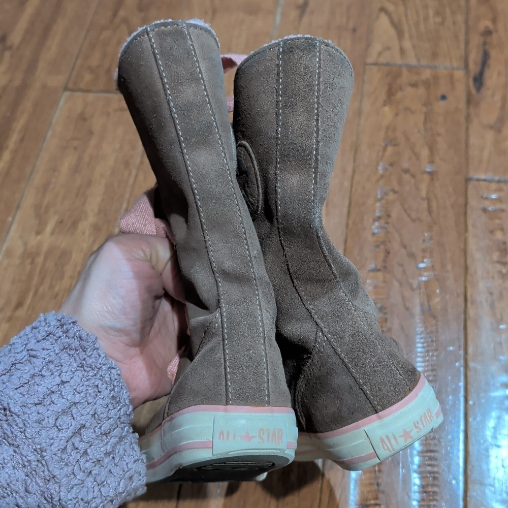 Converse Sky High Kids High-Top Brown Suede  Sneakers with Pink Laces - Picture 5 of 9